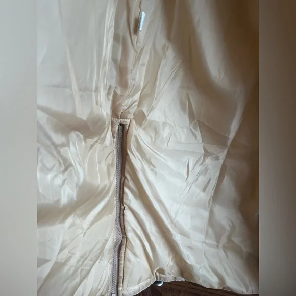 Puffer Vest - Picture 2 of 3